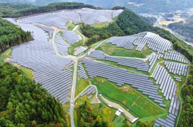 岩手県　軽米高家太陽光発電所造成工事